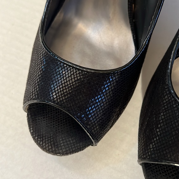 Karen Scott black pumps size 8 - Picture 2 of 7